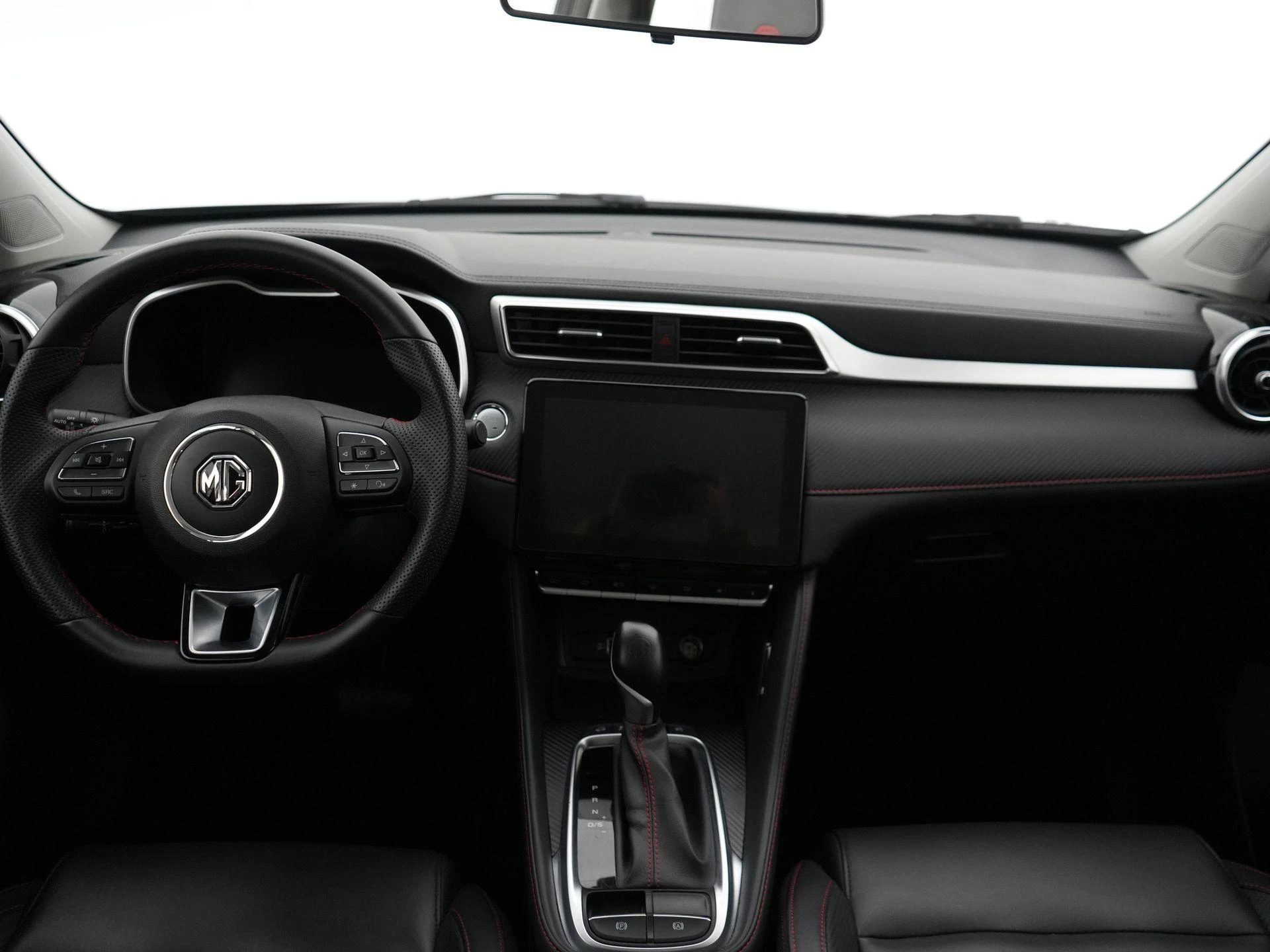 MG ZS ICE 1.0 AT LUXURY FWD