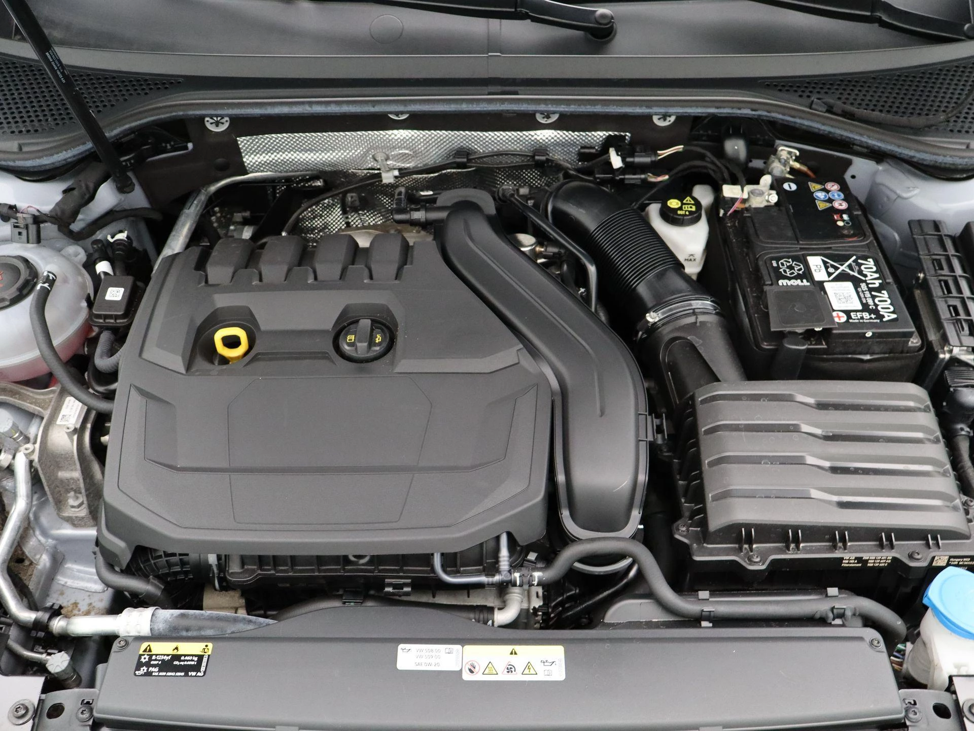 Volkswagen-Passat-image-32
