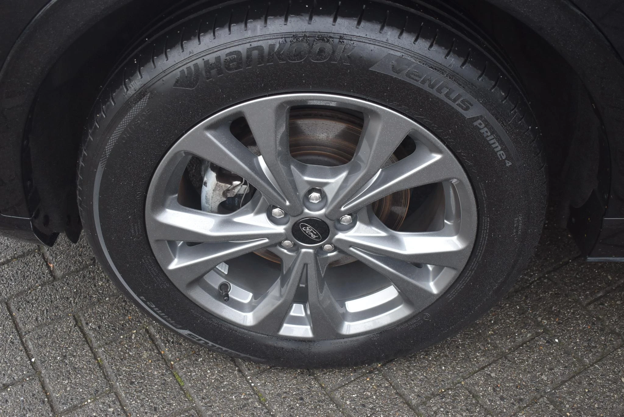 Ford-Kuga-image-8