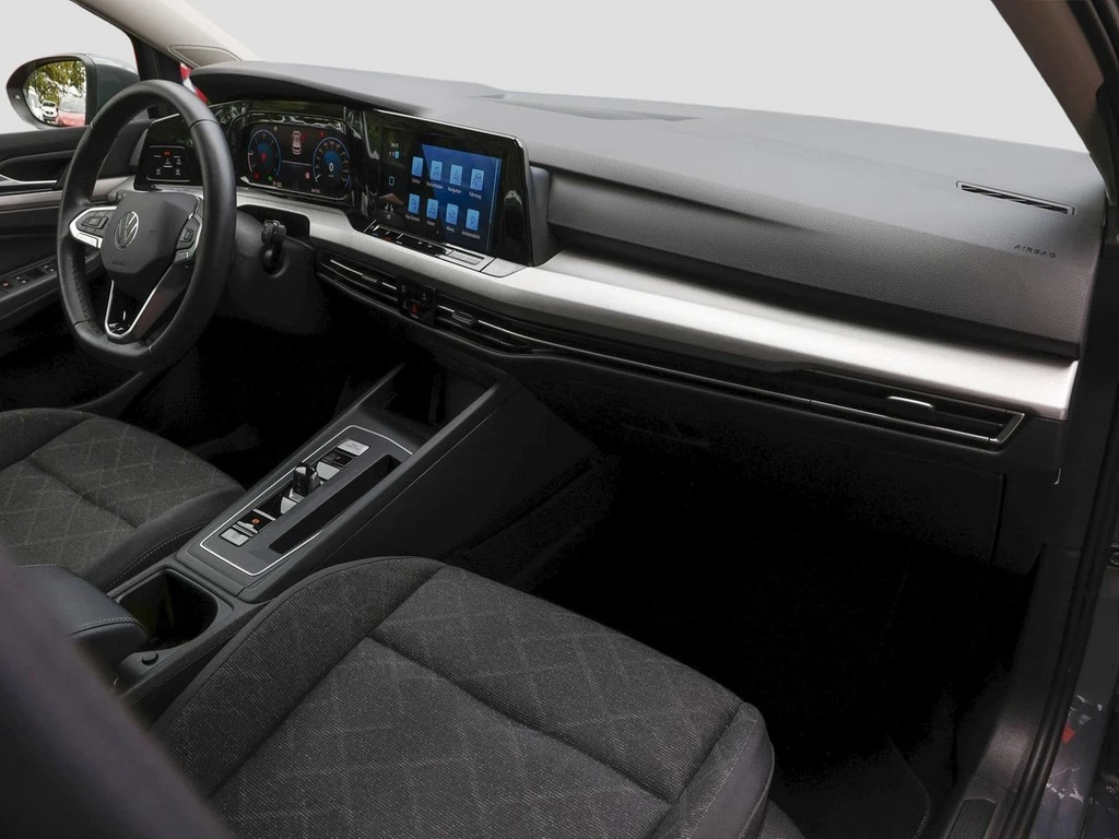 Volkswagen-Golf-image-7