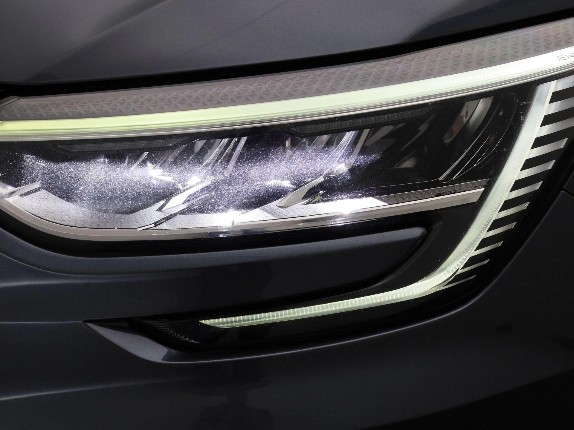 Renault-Mégane Grand Tour-image-12