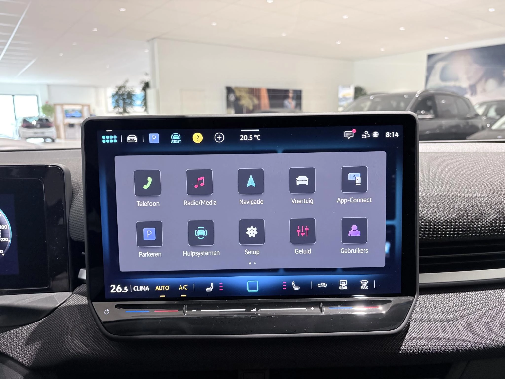 Volkswagen-T-Roc-image-15
