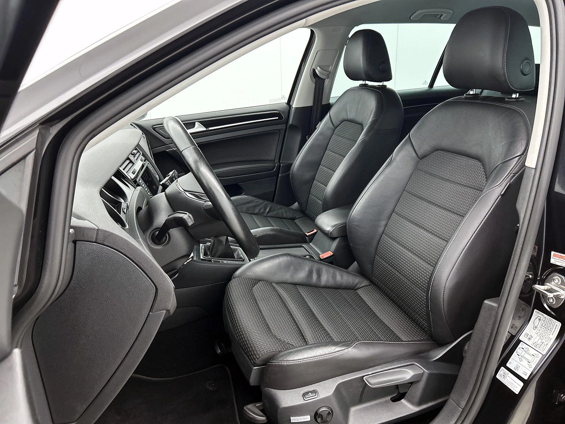Volkswagen Golf Variant 1.2 TSI Business Edition Connected
