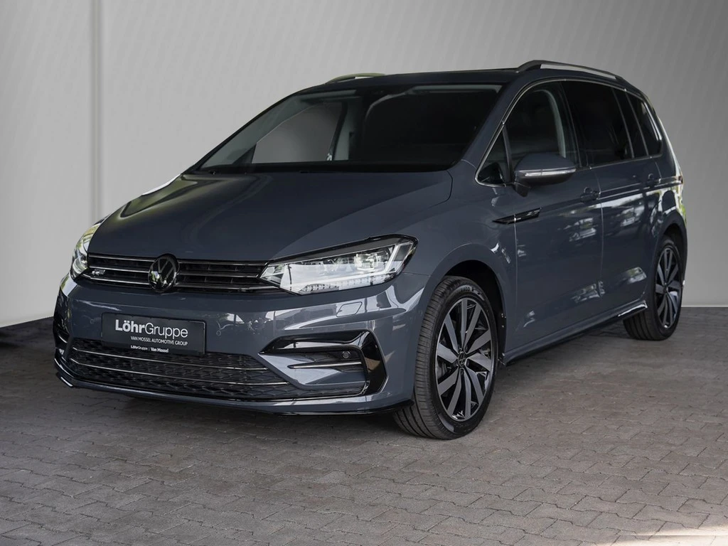 Volkswagen-Touran-image-1