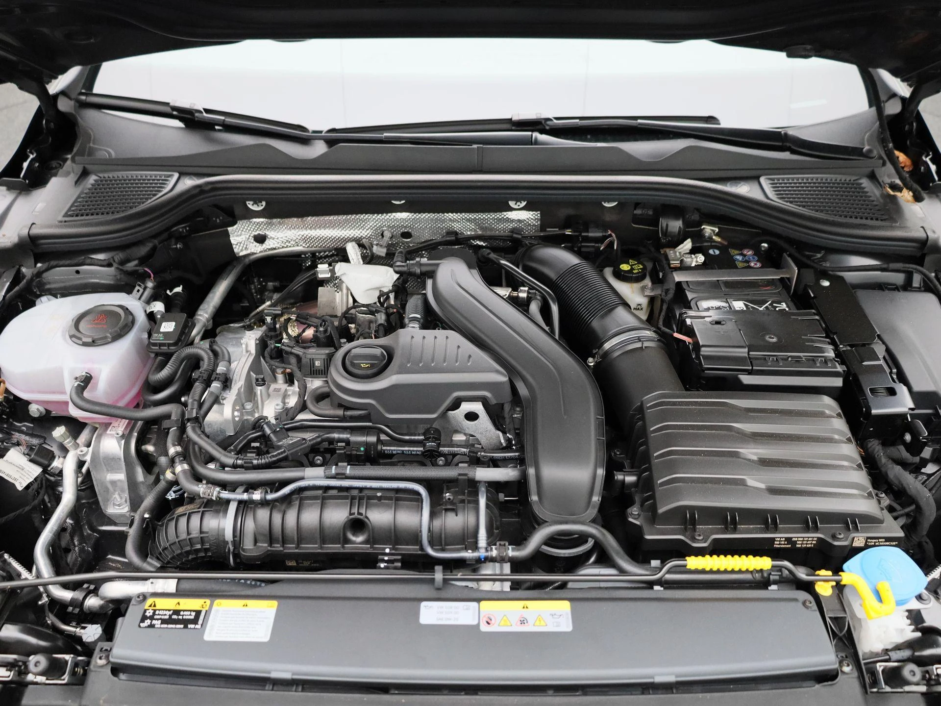 Volkswagen Golf - 39