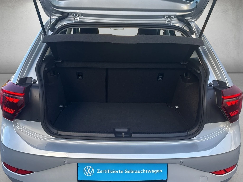 Volkswagen-Polo-image-4