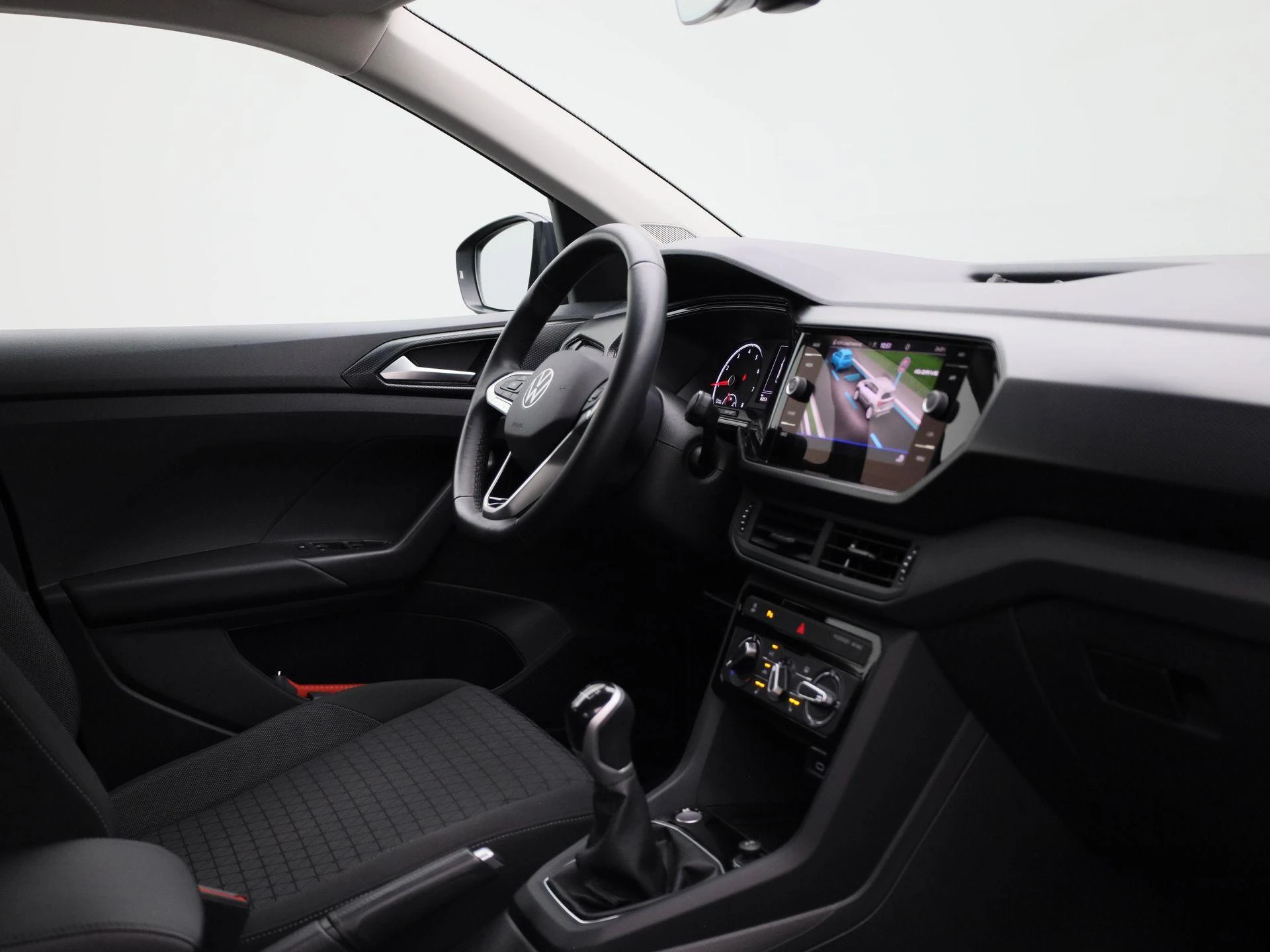 Volkswagen-T-Cross-image-30