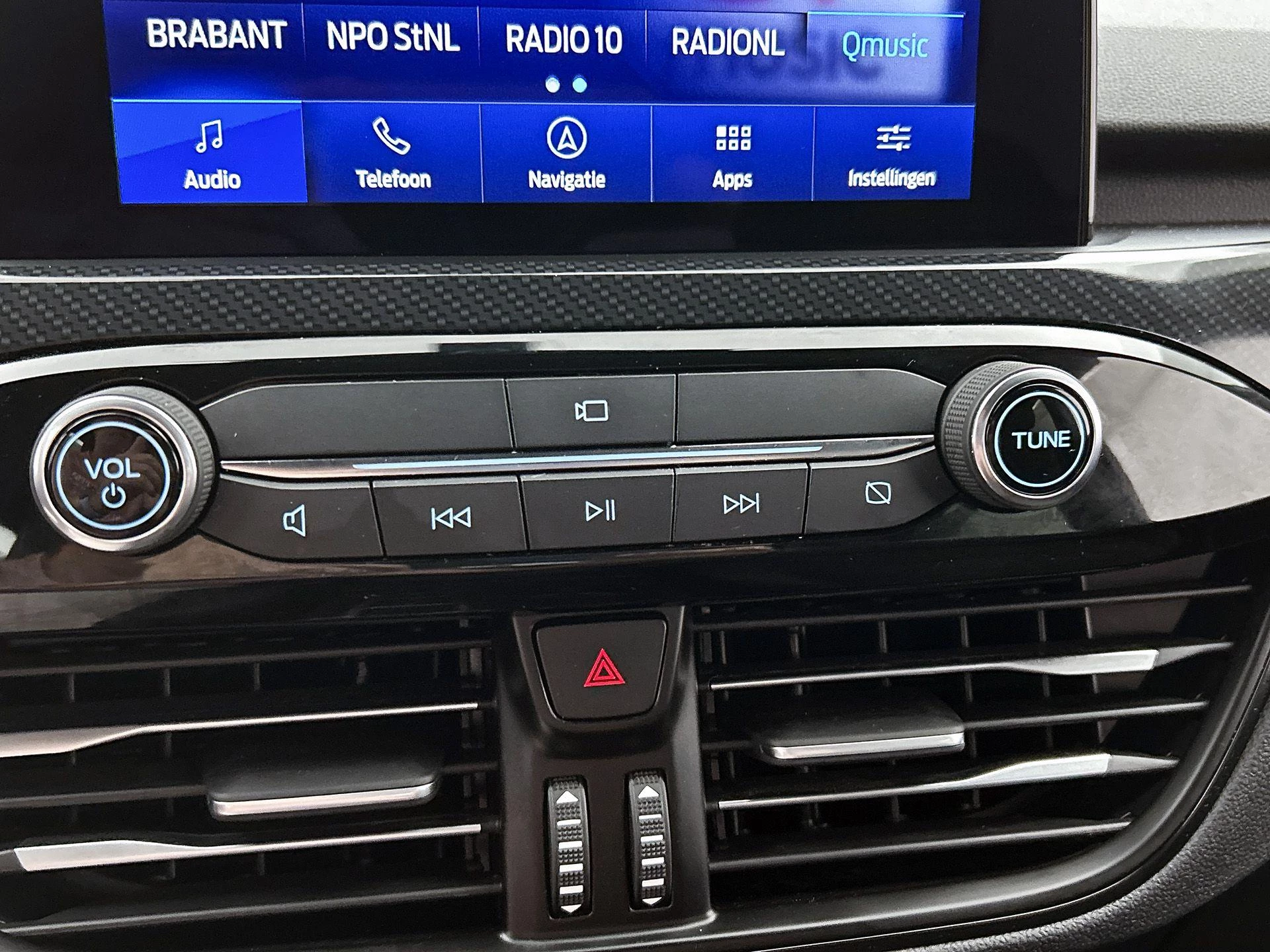 Ford-Kuga-image-11