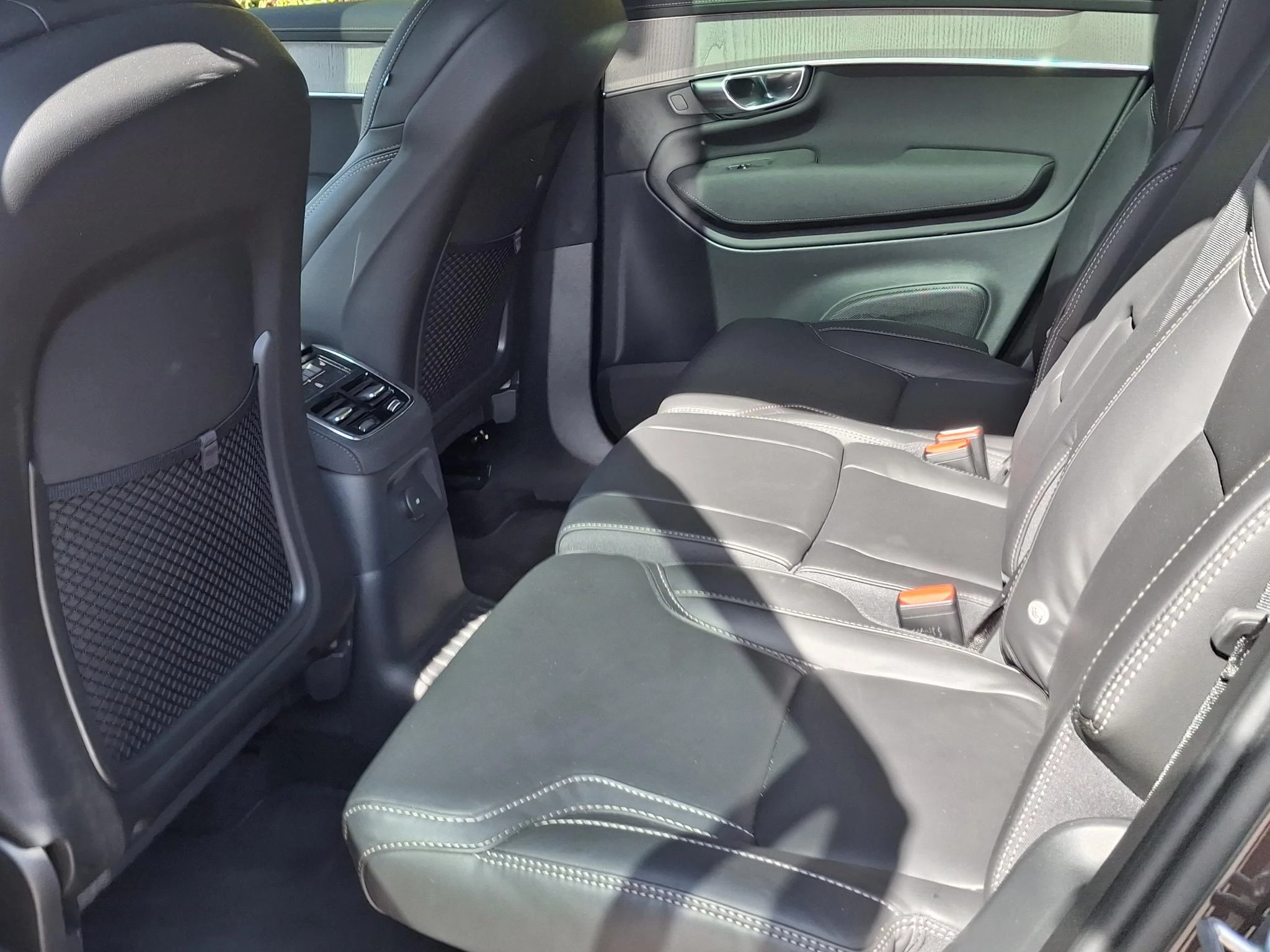 Volvo-XC90-image-19