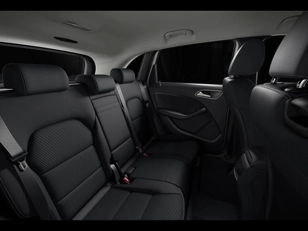 Mercedes-Benz-B-Klasse 180-image-10