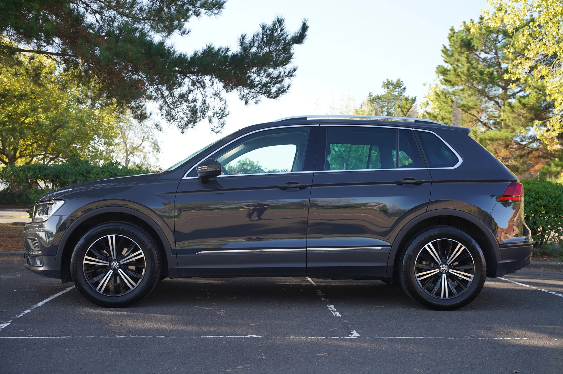 Volkswagen-Tiguan-image-14