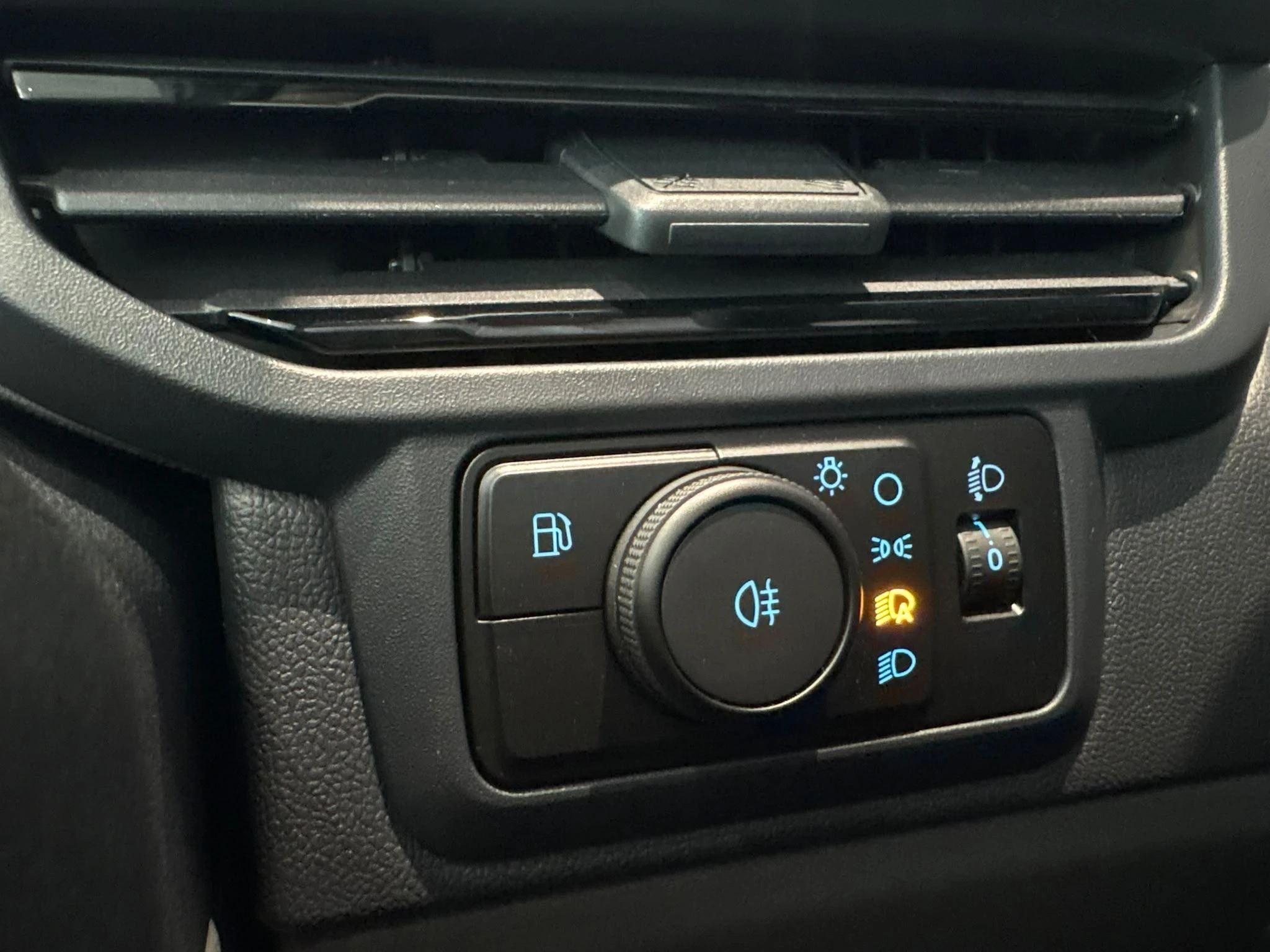 Ford-Transit Custom-image-21