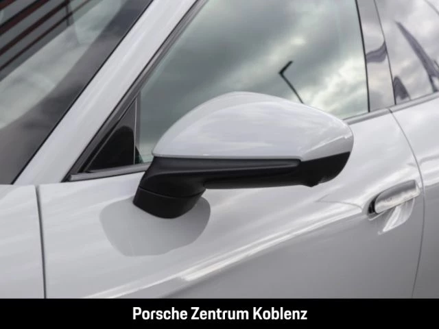 Porsche Taycan Sport Turismo s