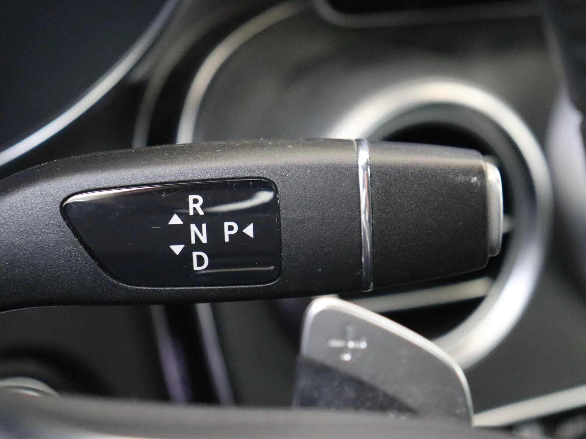 Mercedes-Benz-GLC-image-14