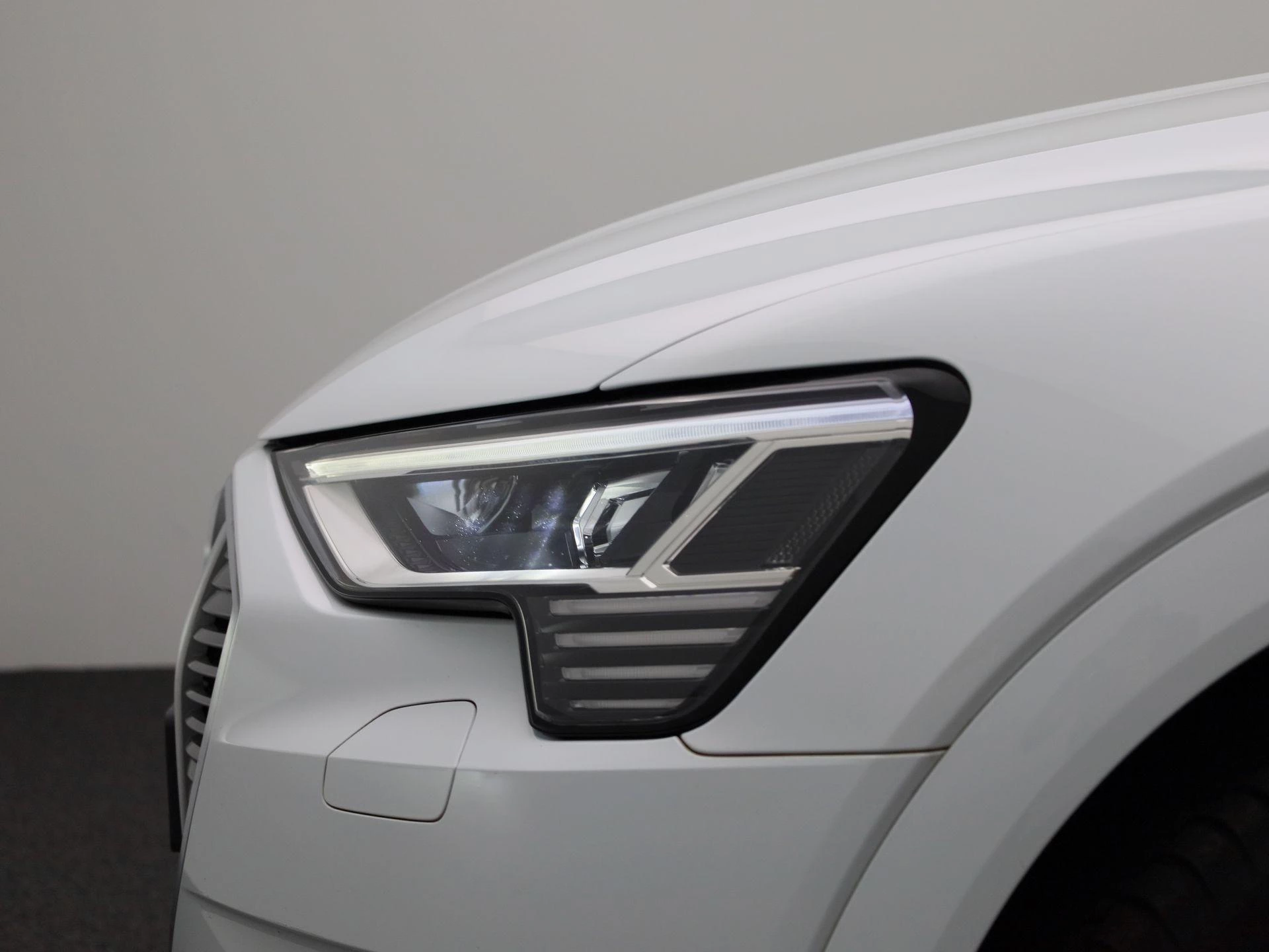Audi-e-tron-image-15