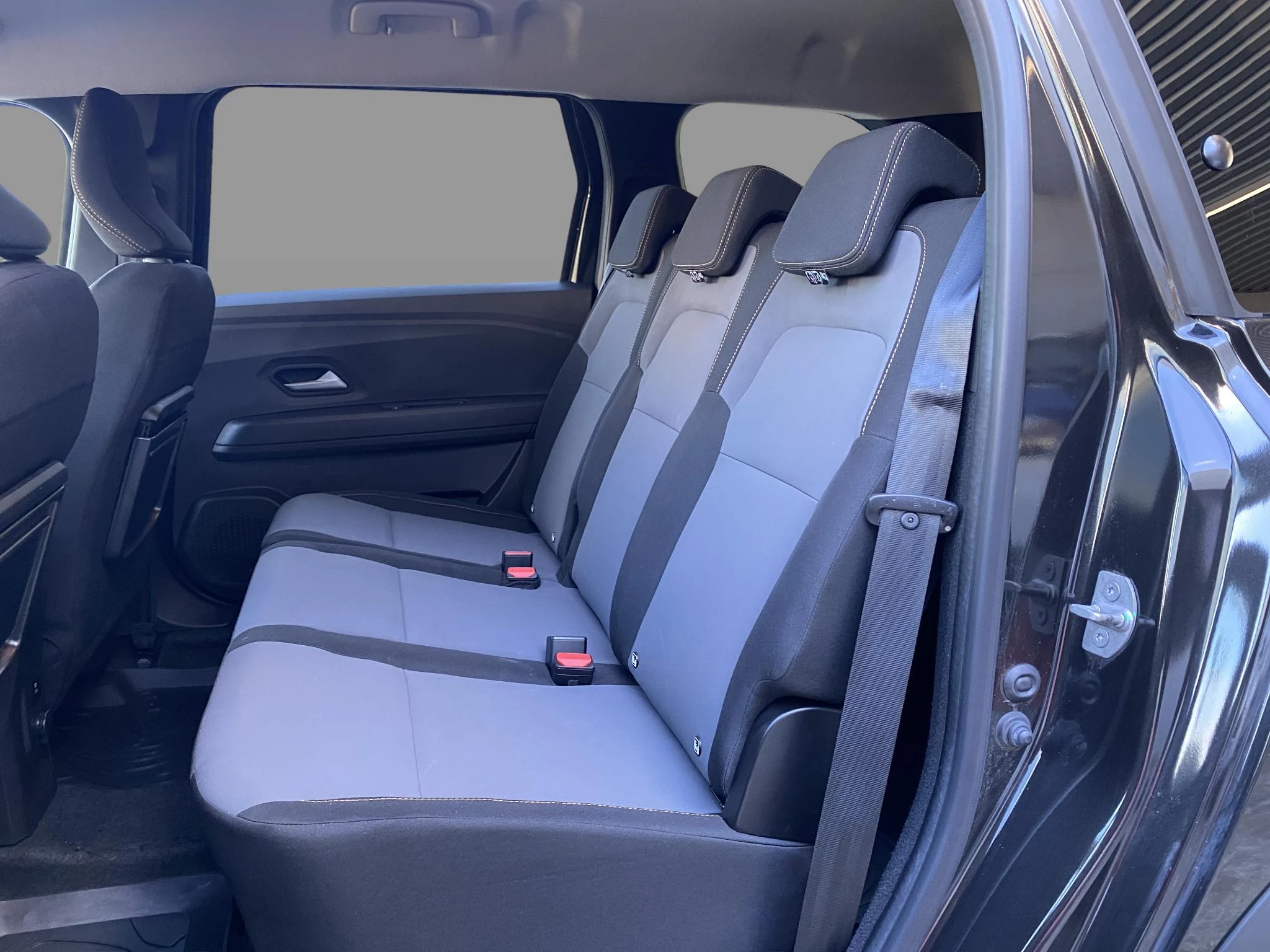 Dacia Jogger Extreme Hybrid 140 7 pl