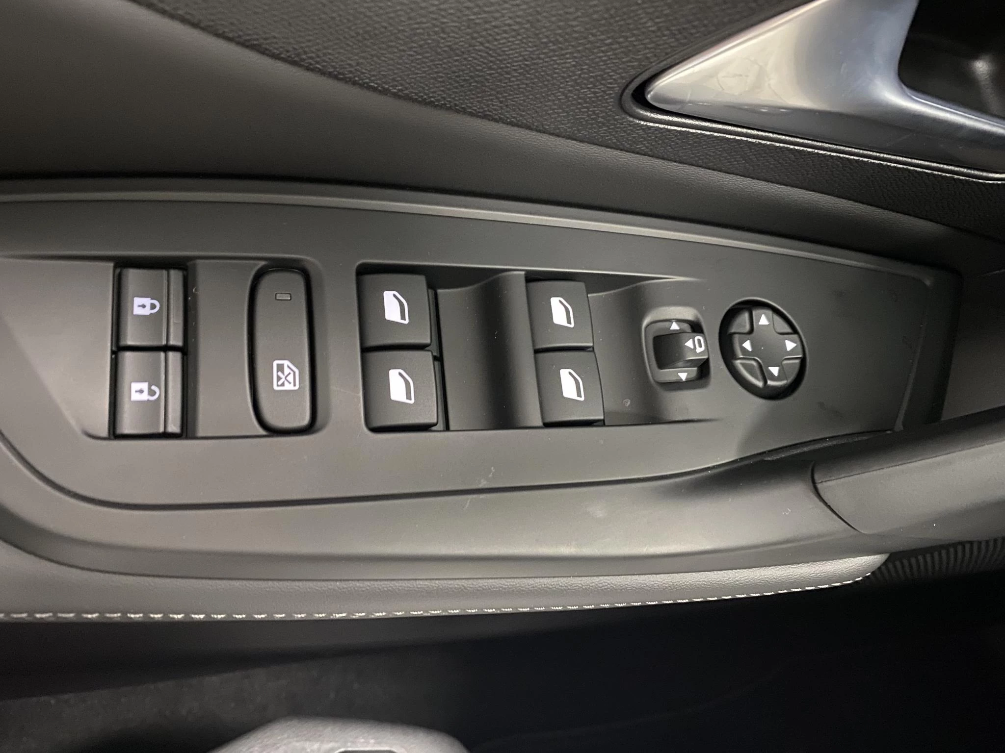 Peugeot-308-image-18