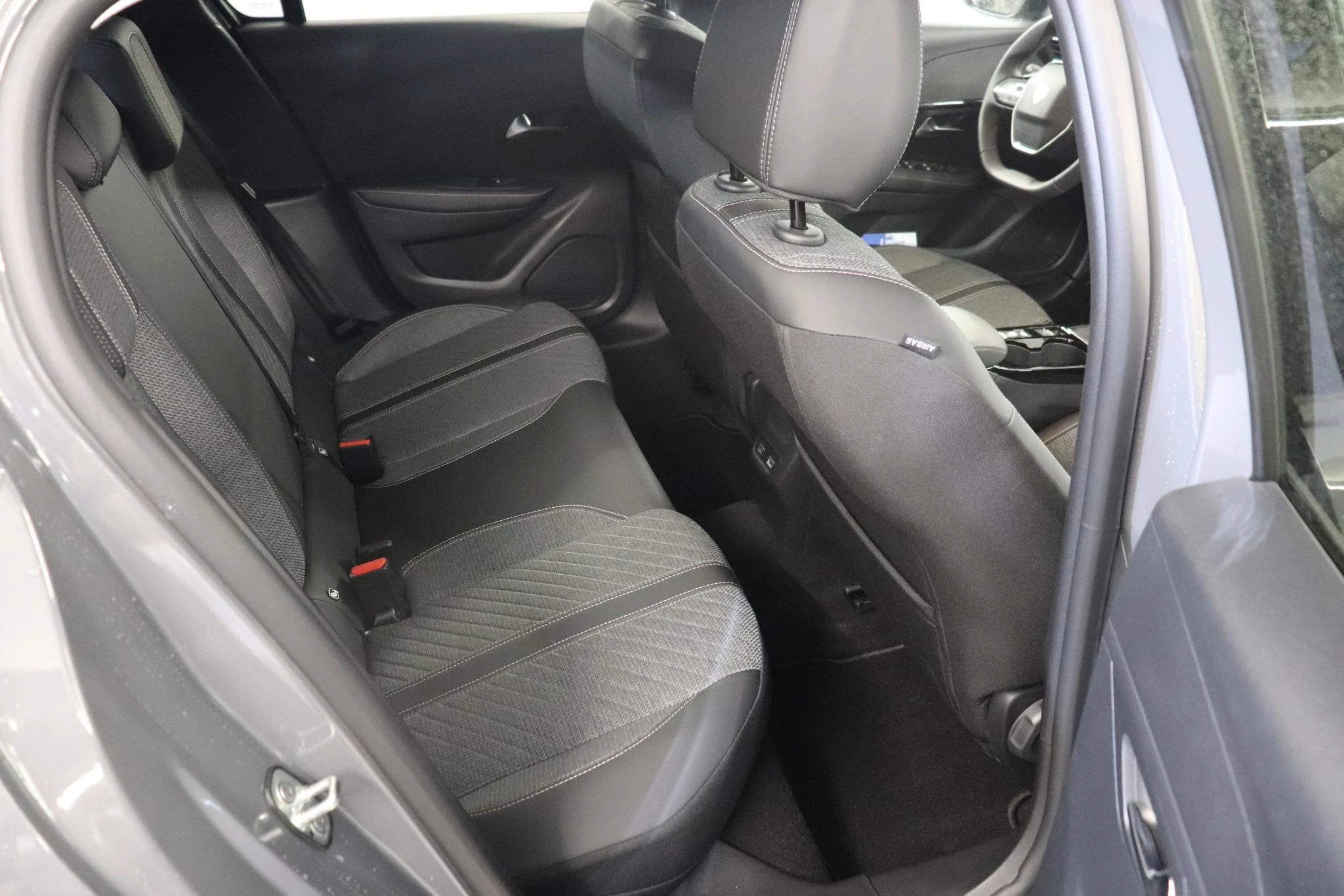 Peugeot 208 1.2 PureTech 100 MAN6 S&S Allure