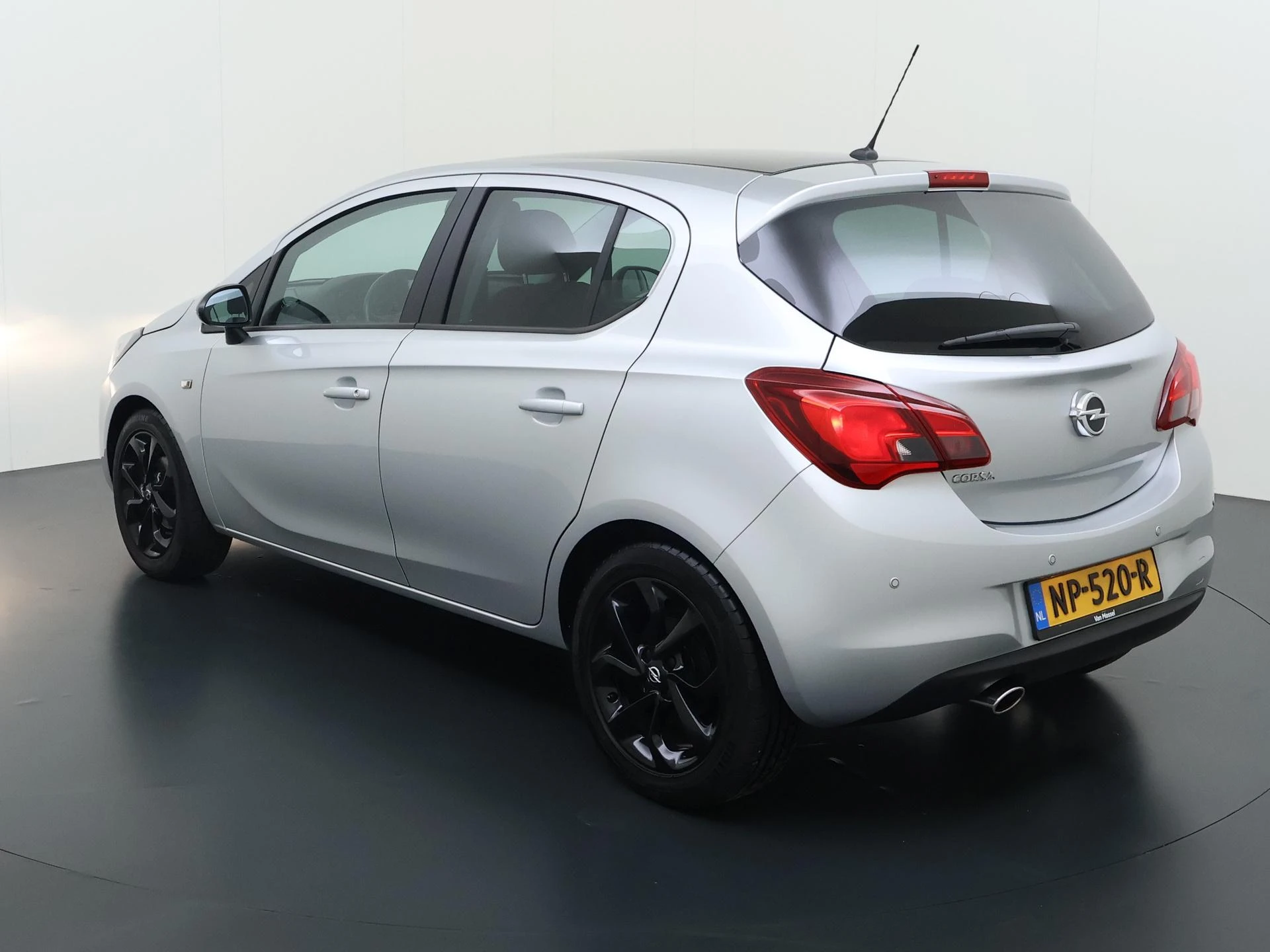 Opel-Corsa-image-6