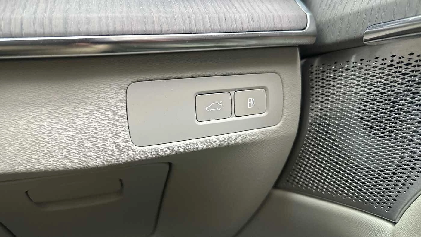 Volvo-XC90-image-49
