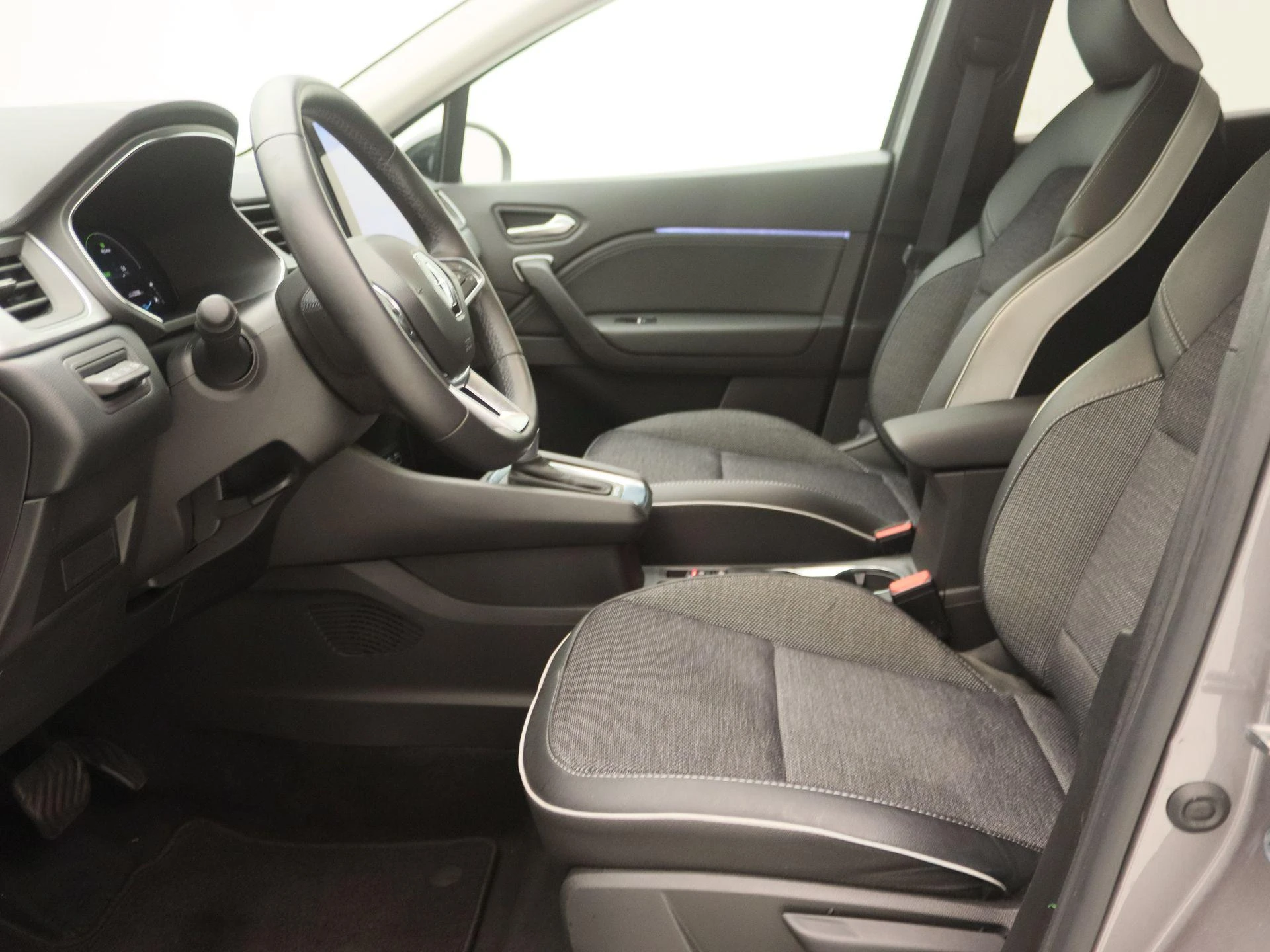 Renault-Captur-image-11