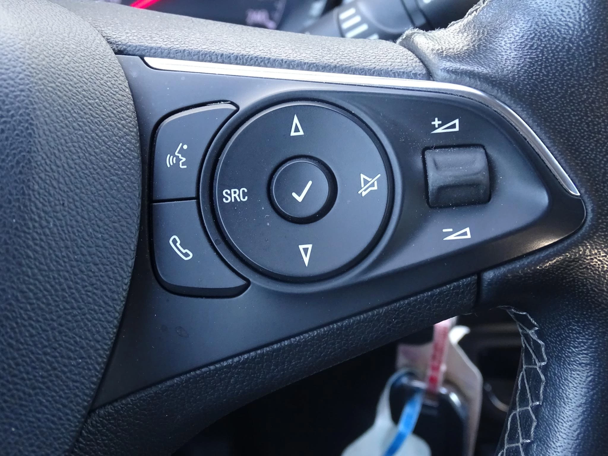 Opel Crossland X 1.2T Edition+apple carplay