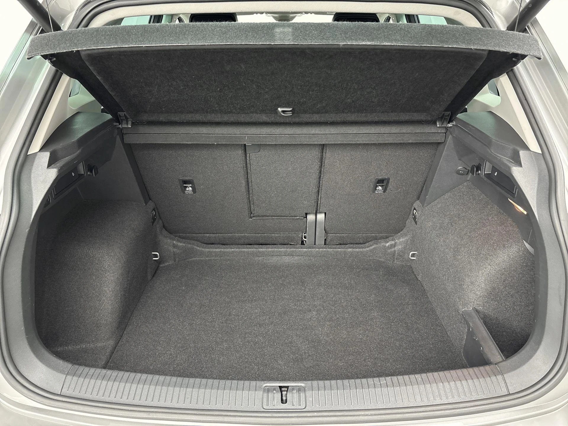 Volkswagen-Tiguan-image-21