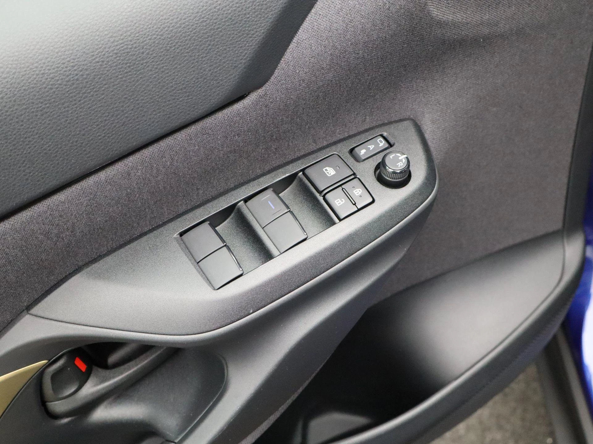 Toyota-Yaris Cross-image-25