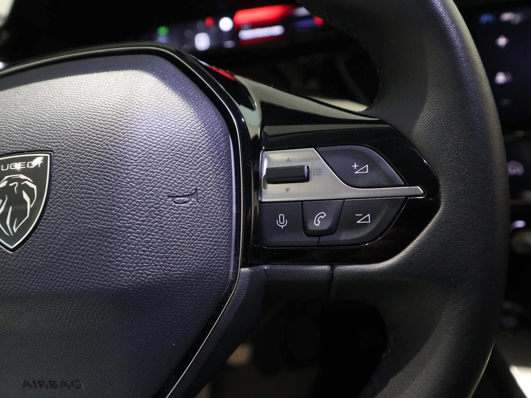 Peugeot-308-image-13