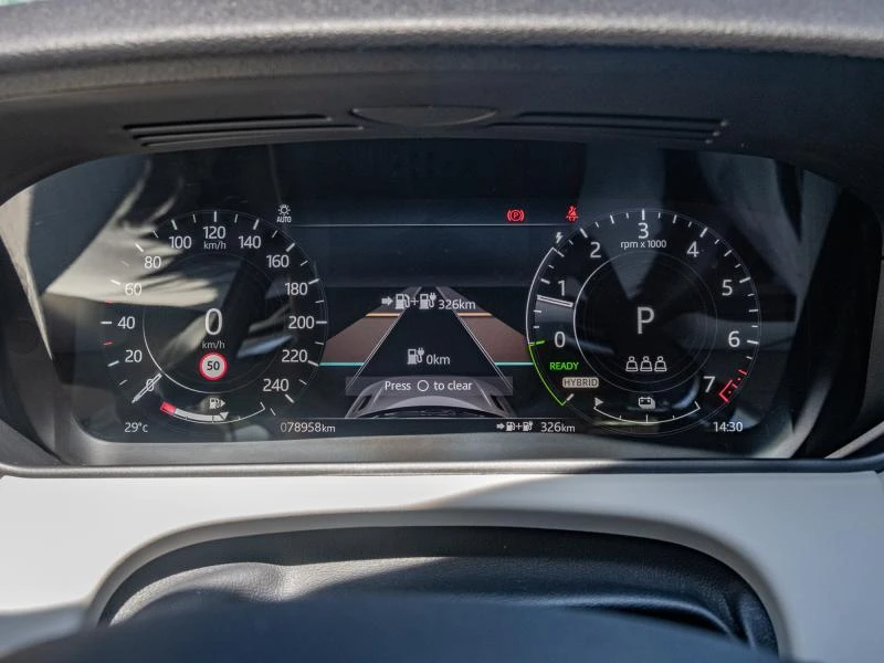 Land Rover-Range Rover Velar-image-11
