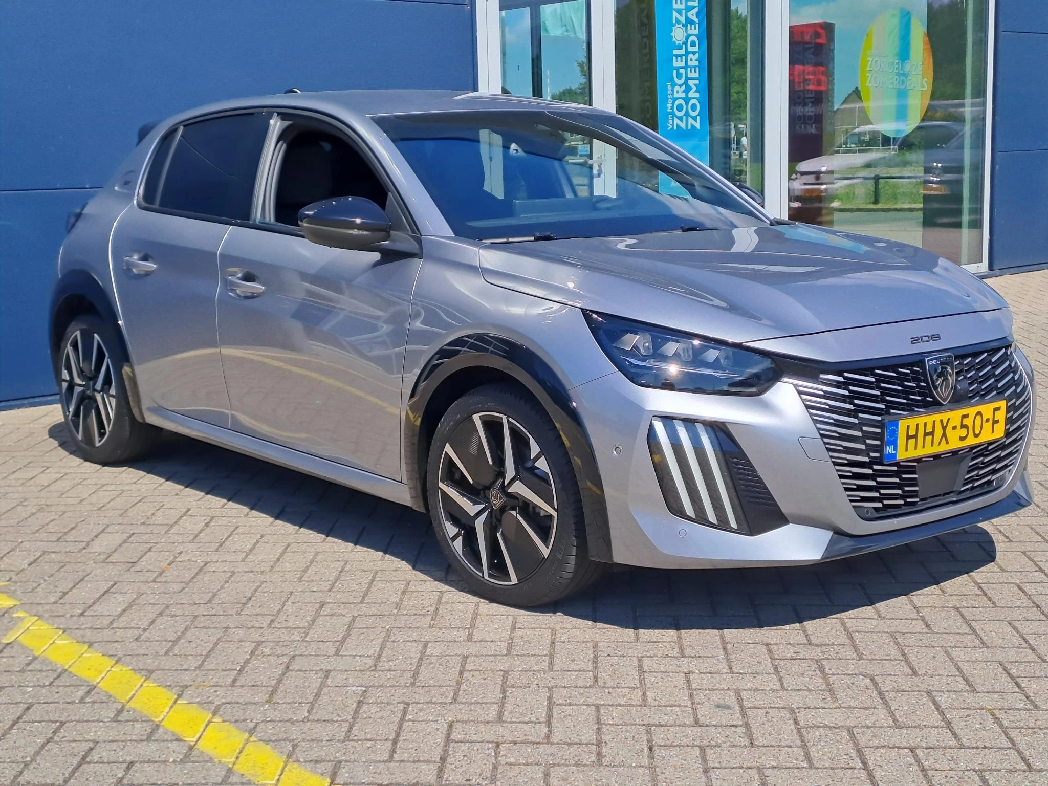 Peugeot-208-image-6