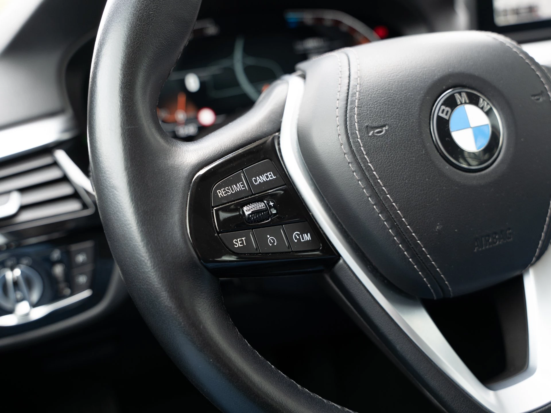 BMW 5er Reihe 520d touring.Laser AHK HUD