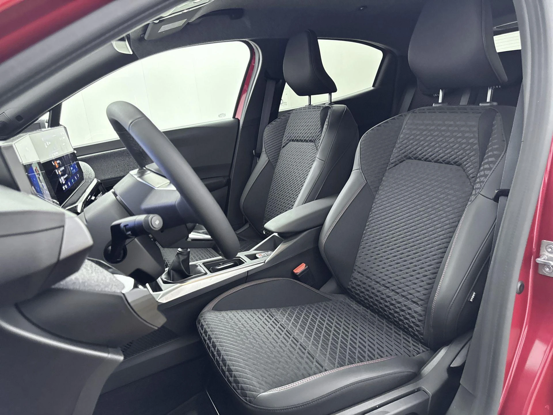 Renault-Clio-image-25