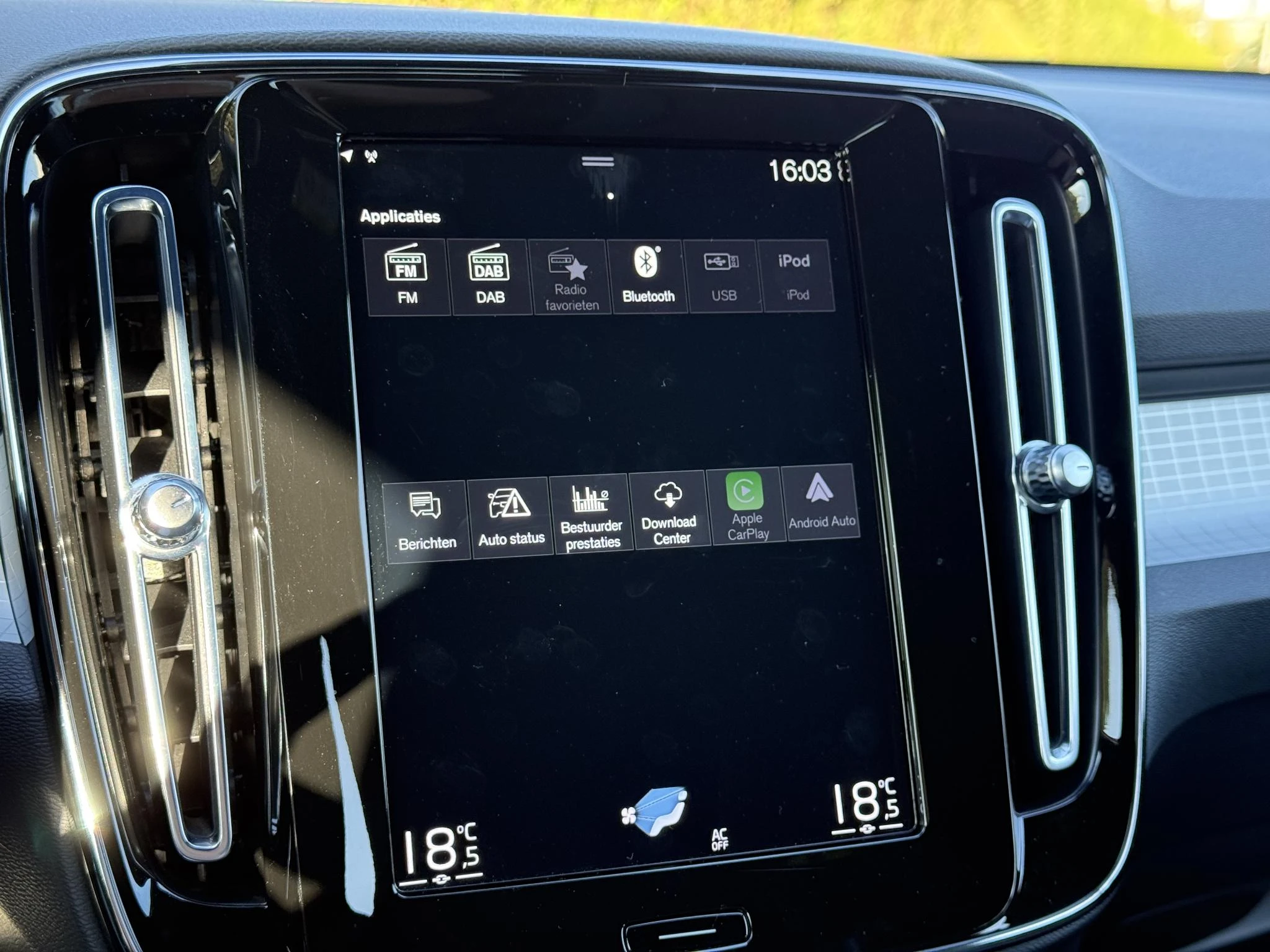 Volvo-XC40-image-19