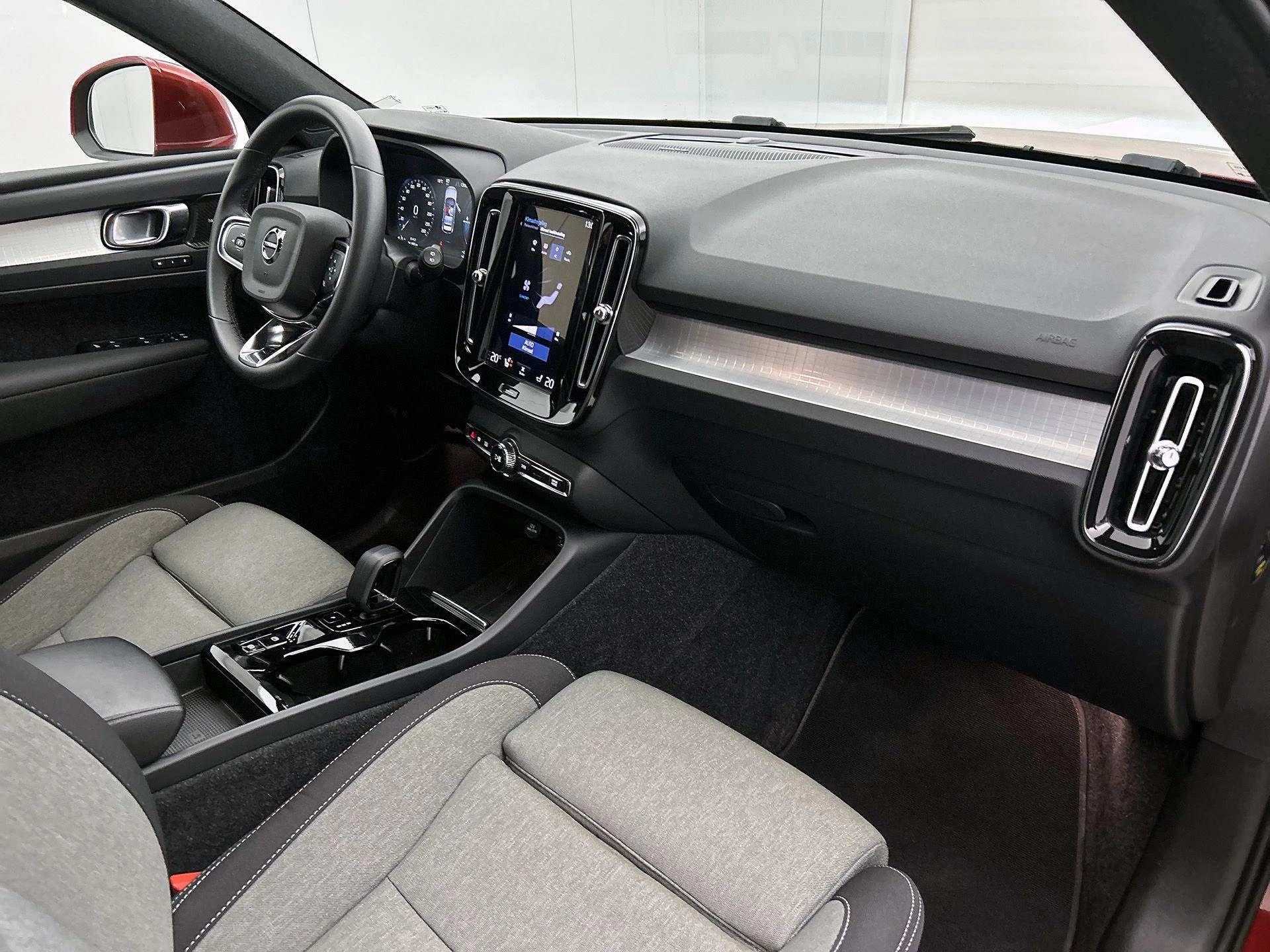 Volvo XC40 T5 Recharge Plus Bright