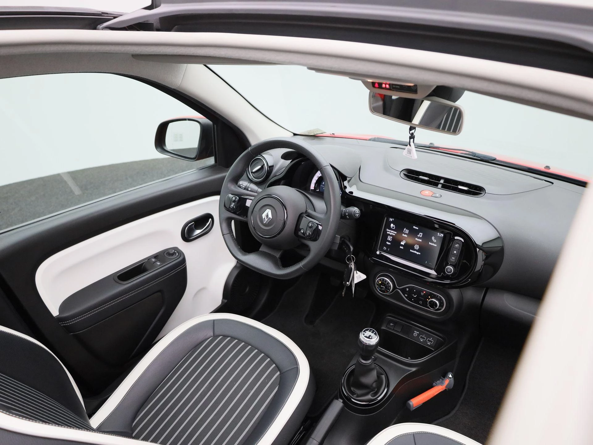 Renault Twingo 1.0 SCe Intens