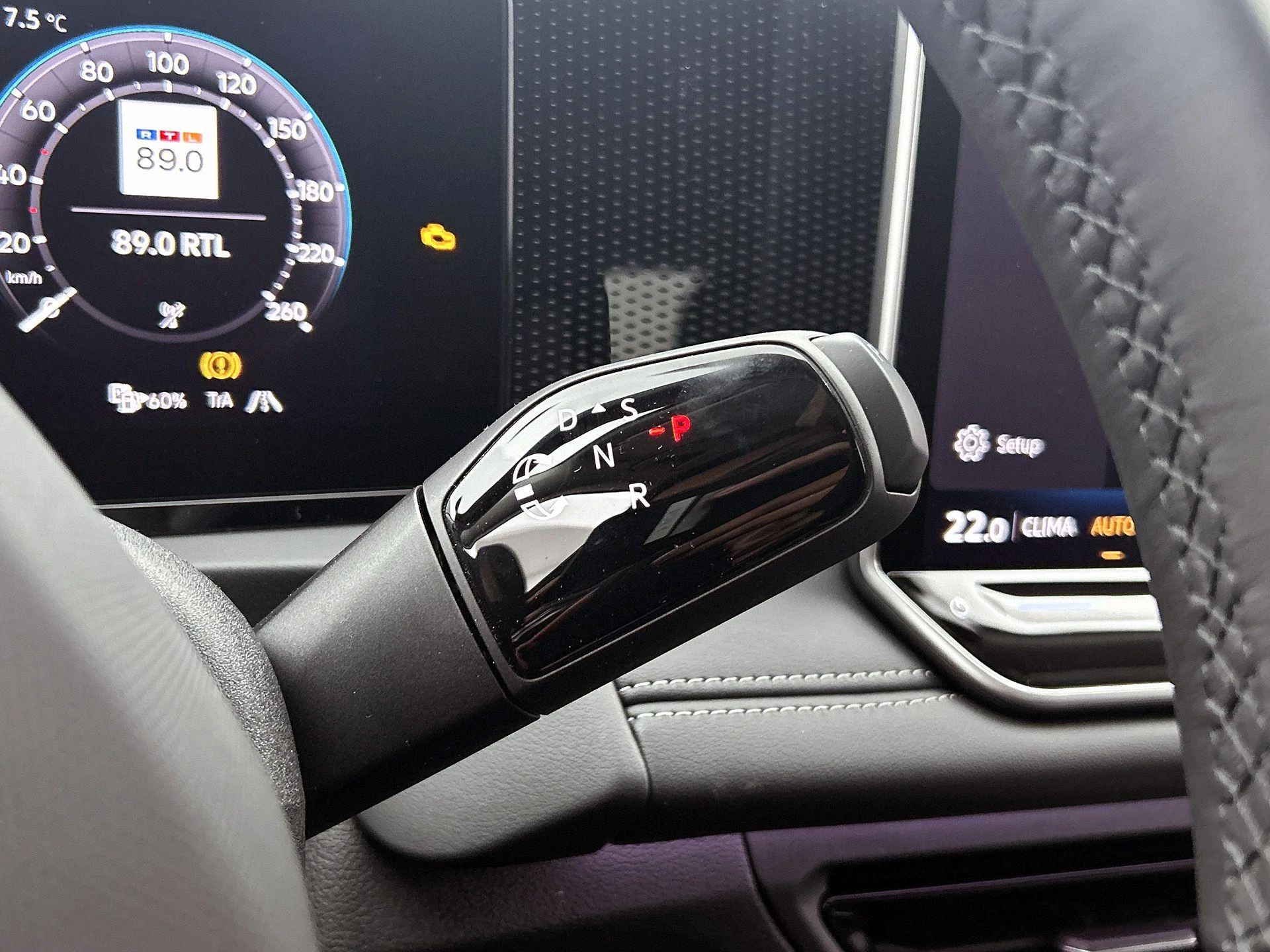 Volkswagen-Tiguan-image-24