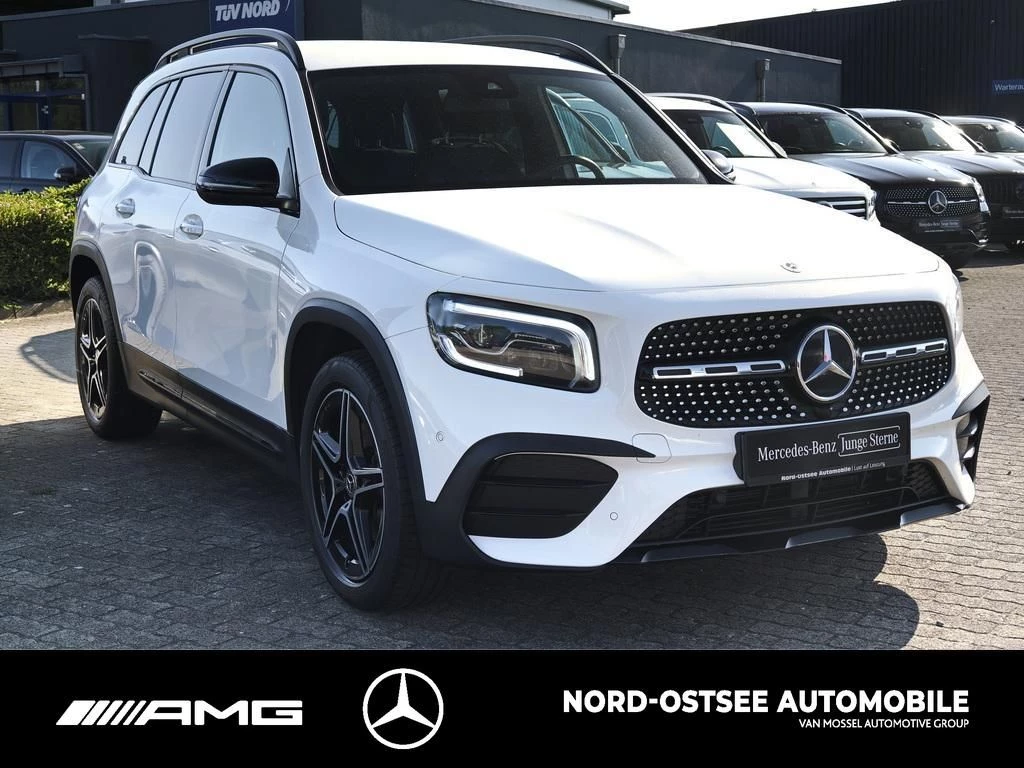 Mercedes-Benz GLB 200 d AMG KAMERA NAVI SOUND NIGHT TEMPOMAT AMG Line