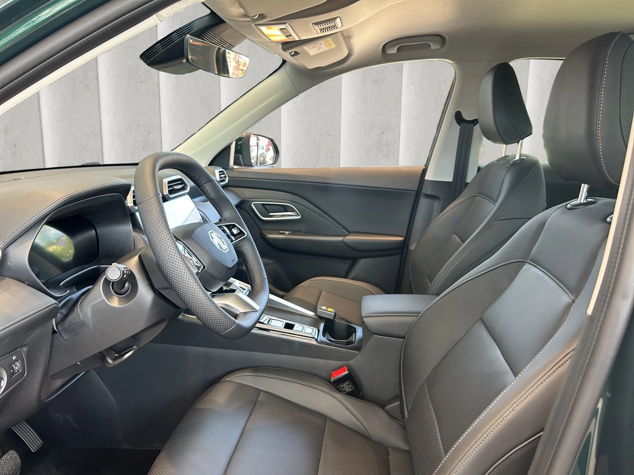 MG ZS Luxury 1.5 Hybrid+ Autom LED ACC GJR RFK SHZ