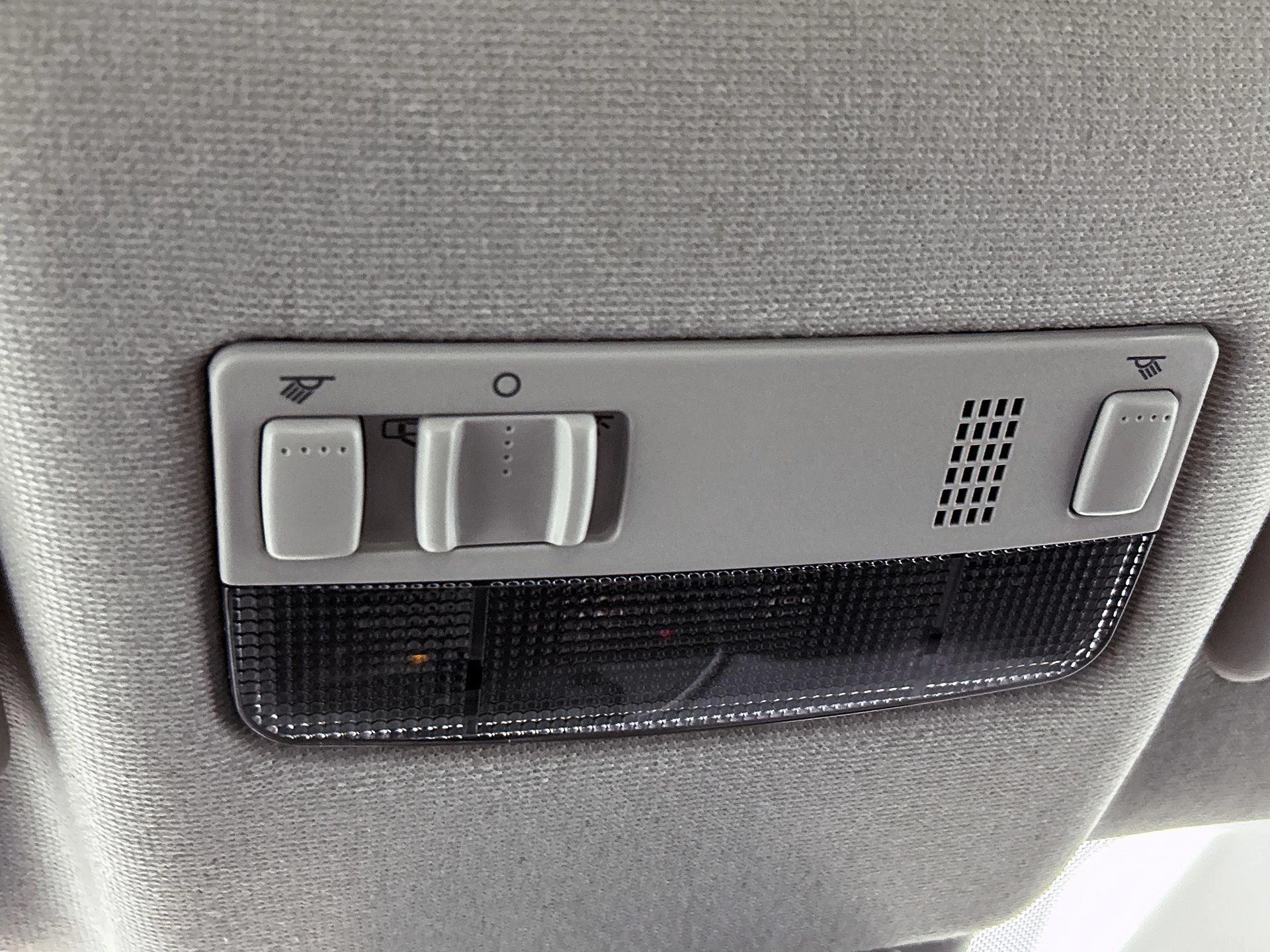 Volkswagen-up!-image-6