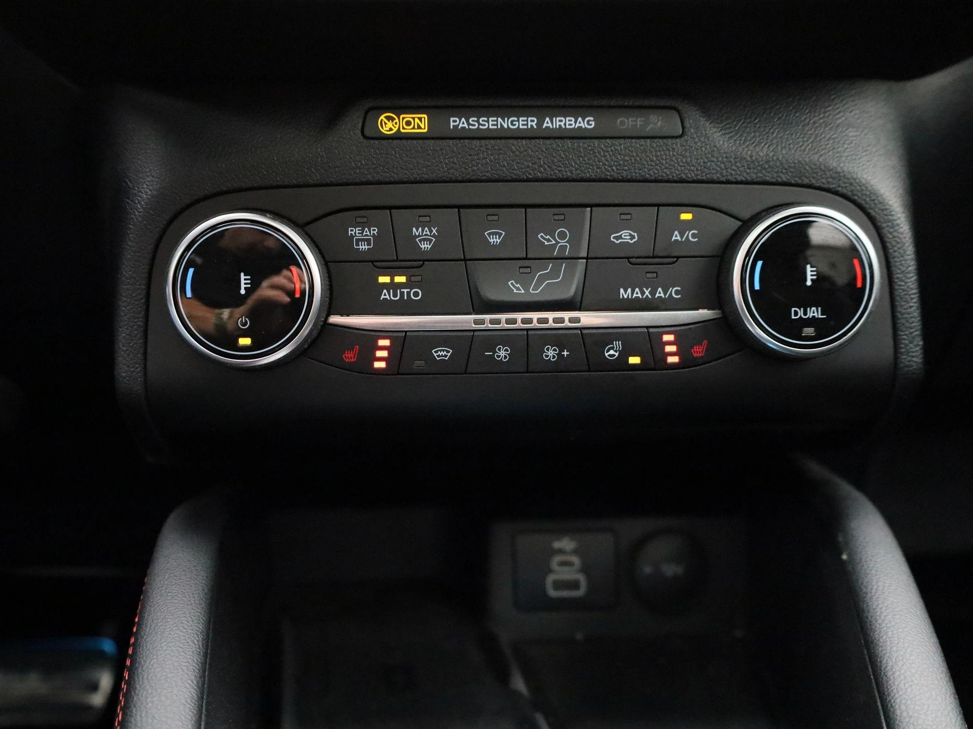 Ford Kuga - 18