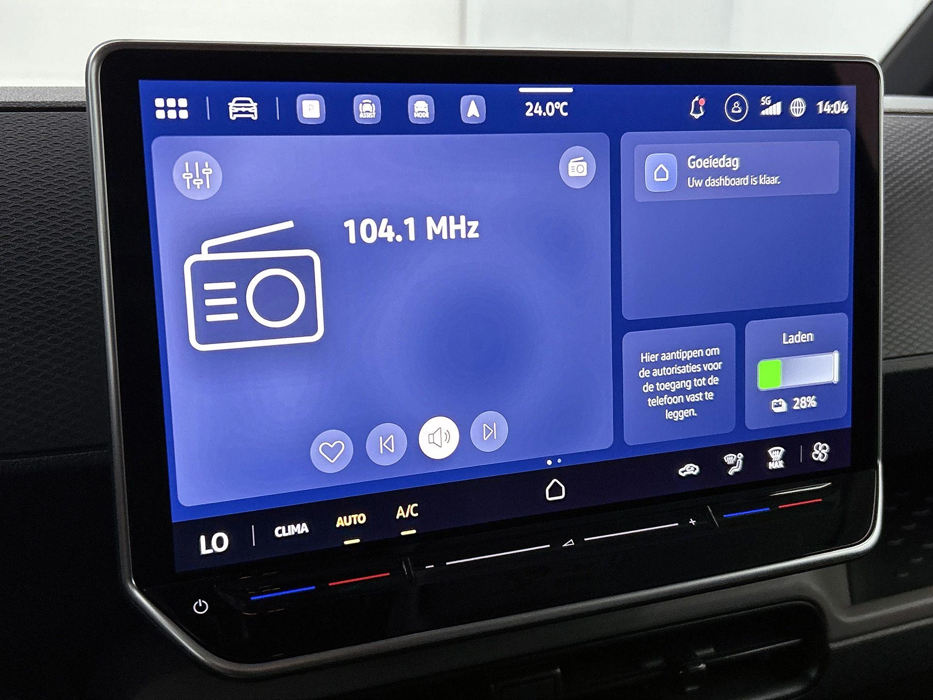 Volkswagen-ID. Buzz Cargo-image-19