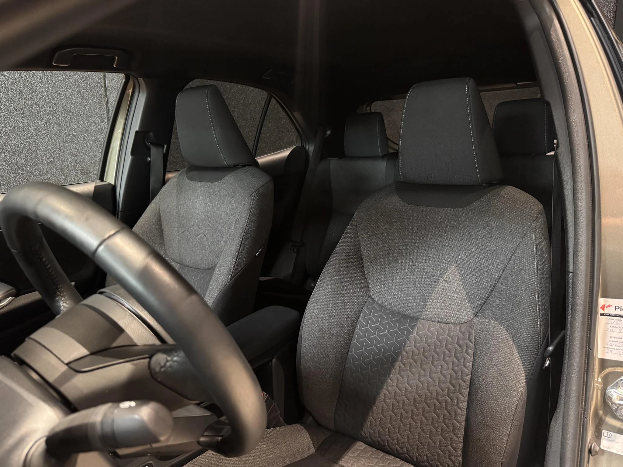 Toyota-Yaris Cross-image-11