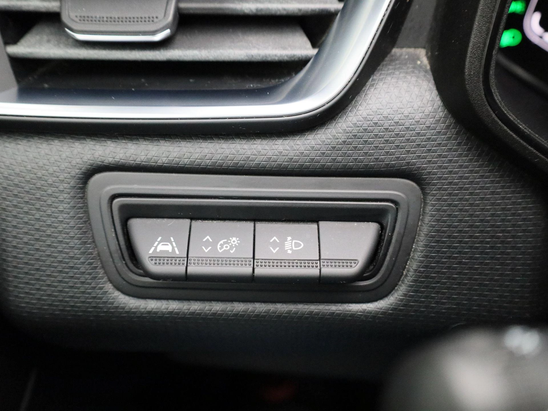 Renault-Clio-image-24