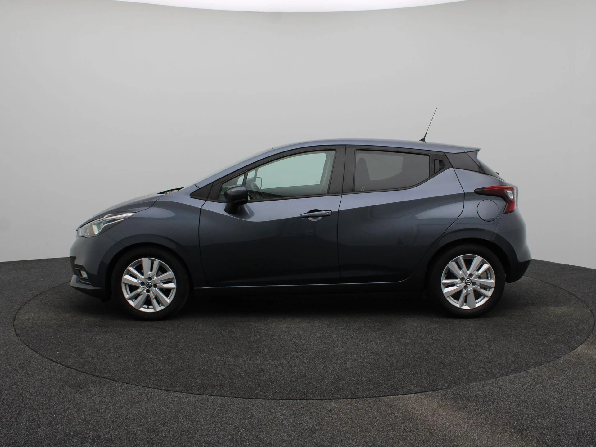 Nissan-Micra-image-6