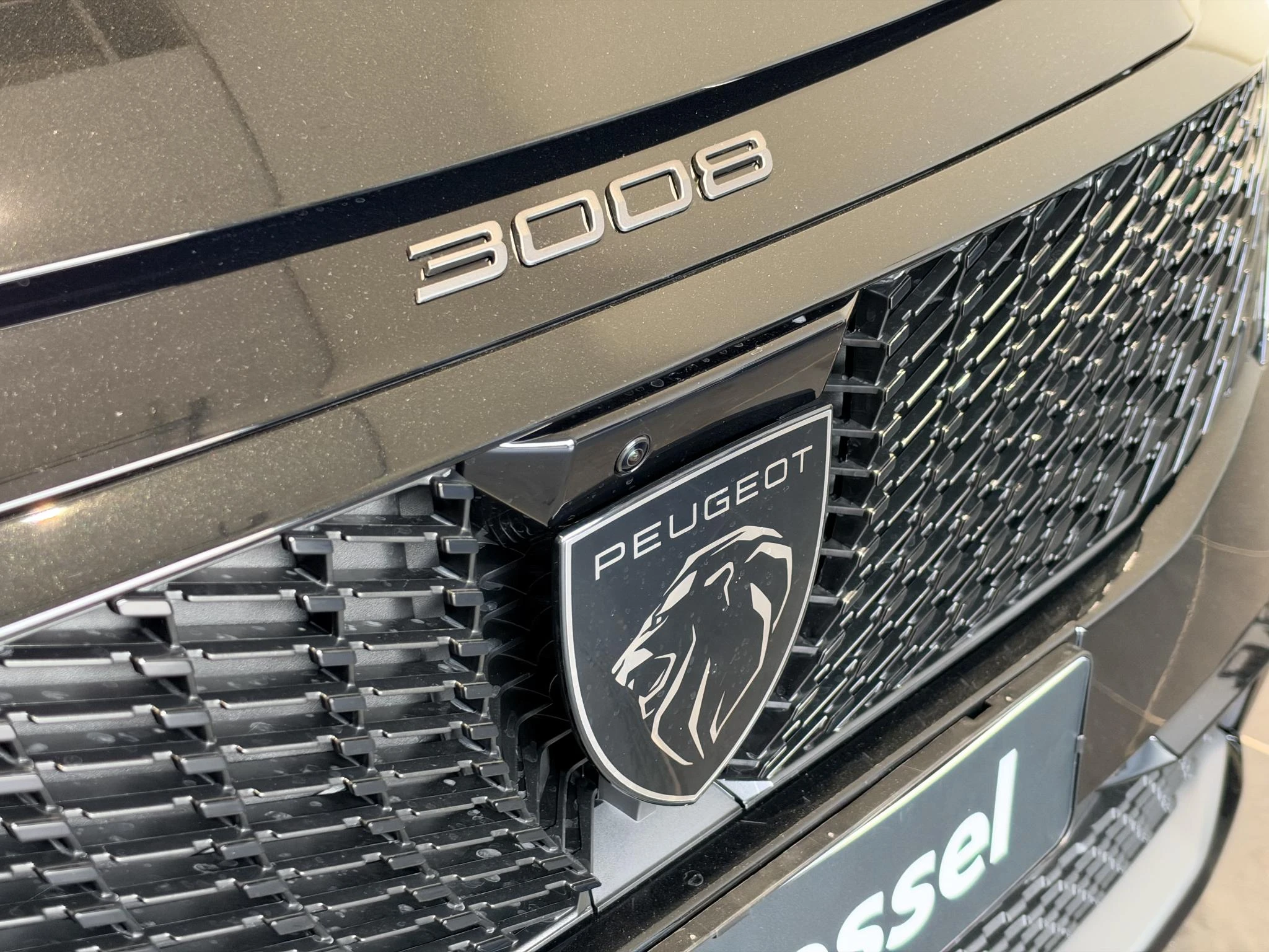Peugeot-e-3008-image-5