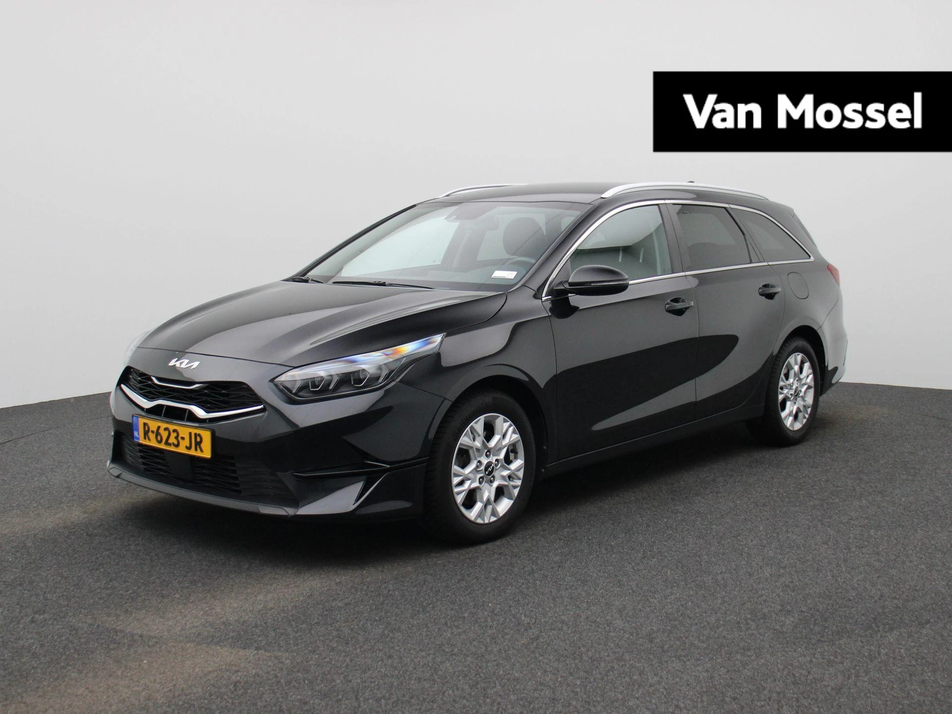Kia-Ceed Sportswagon-image-0