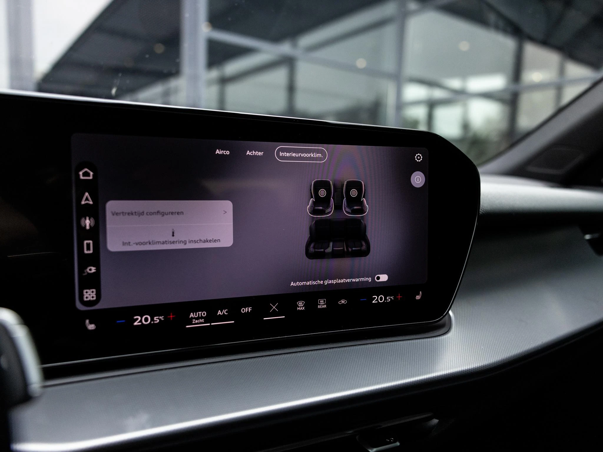 Audi-Q3-image-25