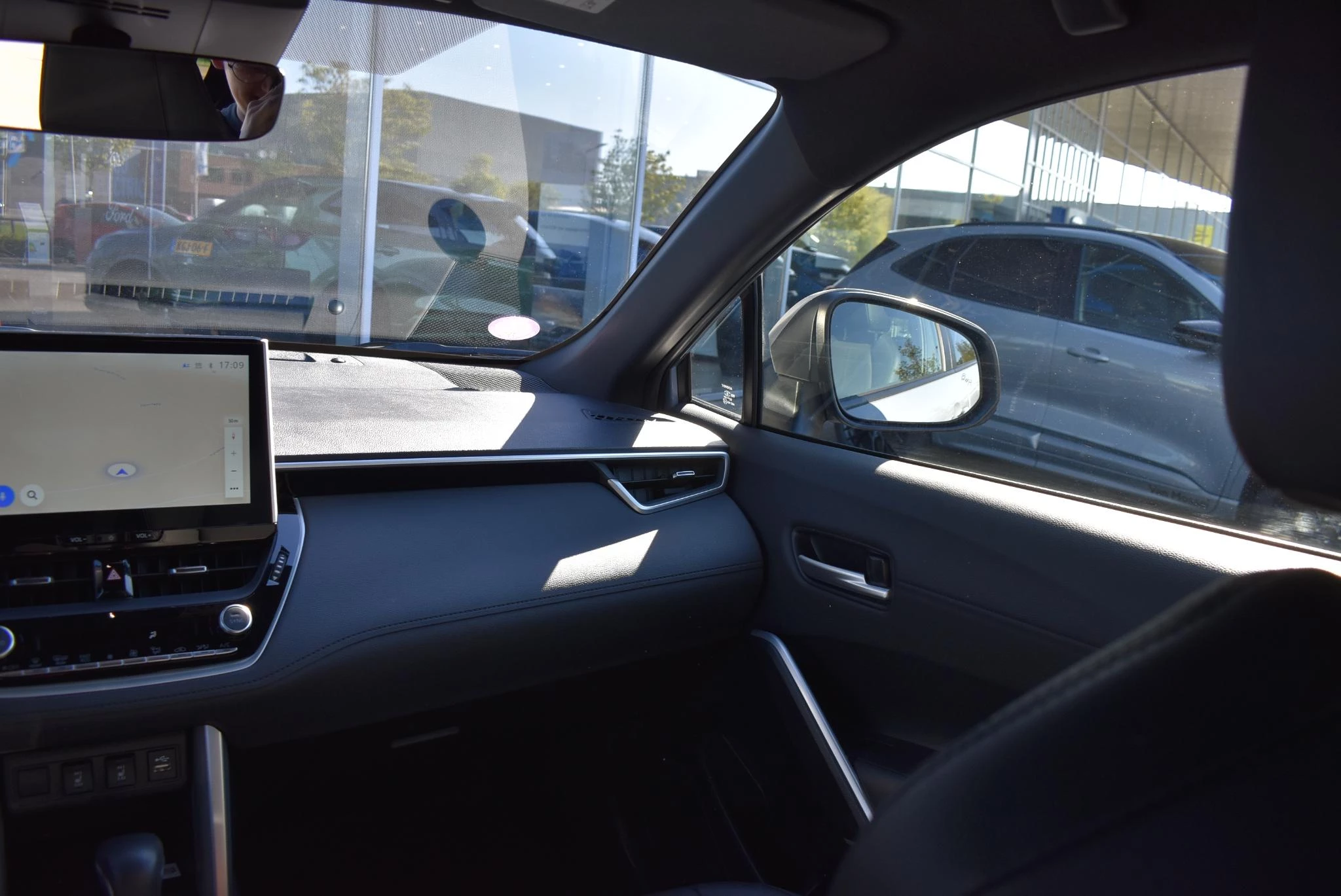 Toyota-Corolla Cross-image-50