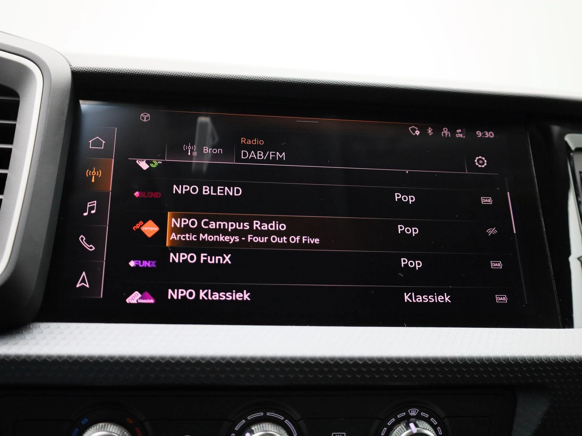 Audi-A1 Sportback-image-18